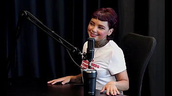 Tem os caninos por ser fã de vampiros gravou com casais tem uma rede de apoio com os seguidores e o cara que broxou e meteu mole annie clementine watch sheer red