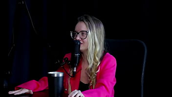 Marangoni E Thaisa Redvelvet Nos Estúdios Do Moai Parte 2 Watch Sheer Red thumbnail