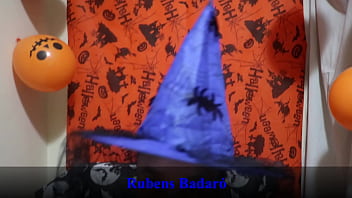 Na noite de halloween comi o cu de uma anazinha bruxa video completo no red sheer