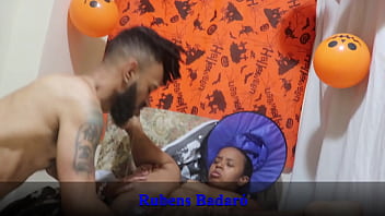 Na noite de halloween comi o cu de uma anazinha bruxa video completo no red sheer