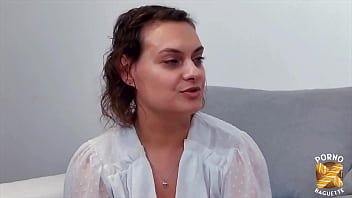 Sexy love coquine torride aime la bite bien dure