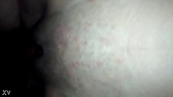 Me follo un culo enorme bien duro