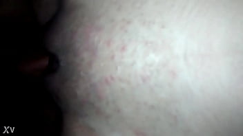 Me follo un culo enorme bien duro