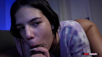 Quem Ver Essa Carinha Tímida Não Imagina O Quanto Ela Adora Dar O Cuzinho Gostoso Aylla Mel Lp Produções thumbnail