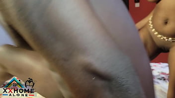 Orange seller girl with bursty boobs in karldoboo room