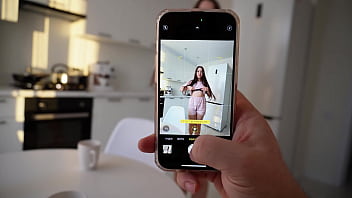 Helped my stepsister take pictures for her boyfriend something went wrong i fucked her