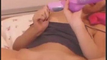 Webcam stunning hottie gets off on webcam with a sex toy
