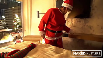 Santa's favorite baddie evie olson fucked hard on christmas eve by santa's big dick