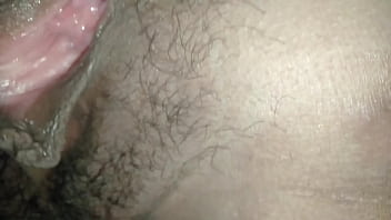 รูหีที่แฉะเมื่อฉันแหย่ควยเข้าไปในรูหี