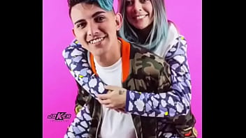 Big boobs girl showing off