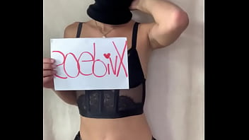 Delgada petit caliente