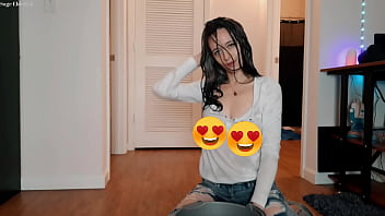 Sage eldritch soaking her wet hair & shirt