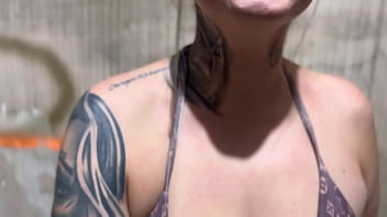 Fodendo gostoso nas ruas da paulista minha buceta toda esfolada