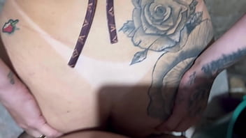 Fodendo gostoso nas ruas da paulista minha buceta toda esfolada