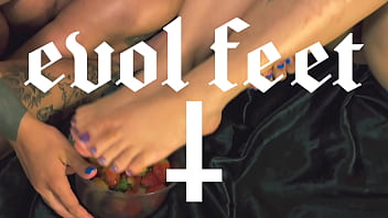 Would You Eat That Mess thumbnail