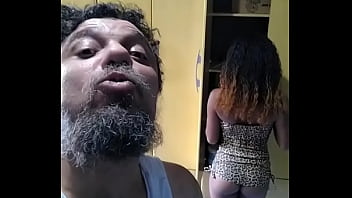 No quarto da minha casa tem varias bundas como essa