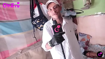 Así duerme con su familia a raíz de migrar a un país desconocido historia de la vida real