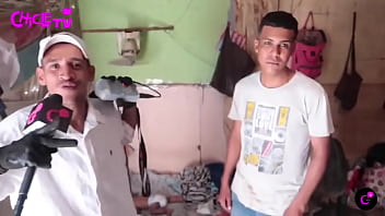 Así duerme con su familia a raíz de migrar a un país desconocido historia de la vida real