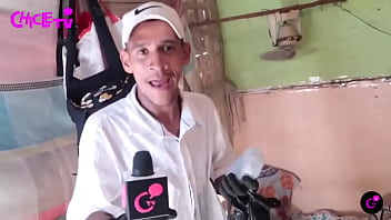 Así duerme con su familia a raíz de migrar a un país desconocido historia de la vida real