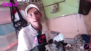 Así duerme con su familia a raíz de migrar a un país desconocido historia de la vida real