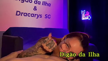 Dracarys mamando provocando e sentando com força