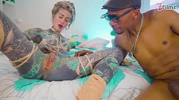 Alternative babe loves fucking bbc