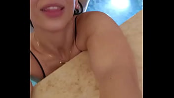 A small spoiler of what you'll see soon i met this guy in the spa and you can't imagine what we've done