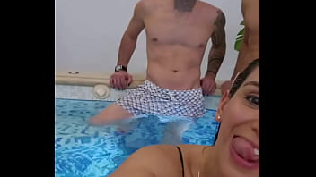 A small spoiler of what you'll see soon i met this guy in the spa and you can't imagine what we've done