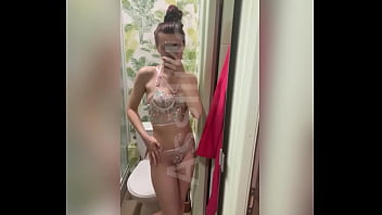 Malheureusement je vois que je n’ai pas beaucoup de photos et de vidéos avec