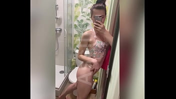 Malheureusement je vois que je n’ai pas beaucoup de photos et de vidéos avec