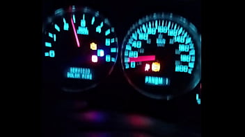 Chama pidiendo plata