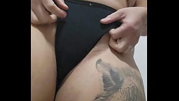 Vendi uma calcinha usada com cheirinho de buceta e cuzinho