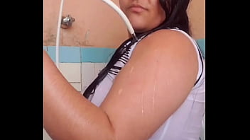 Ele ama ver meu braço molhado parte 1