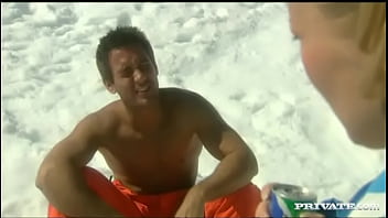 Blonde beauty dora venter mmf threeway with blow job and facials