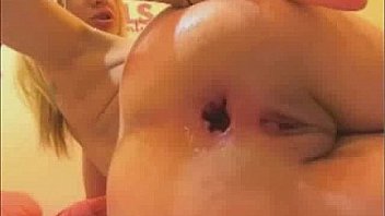 Blonde anal and pussy fisting masturbation