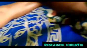 The black hand looking for the pussy to fingers