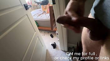 Full 30min the roomate asks to make her pregnant cum deep inside my pussy