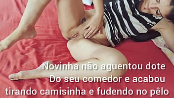 Novinha não aguentou dotado e tirou a camisinha e foi no pelo