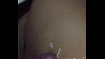 Empurrei até o talo na buceta dela