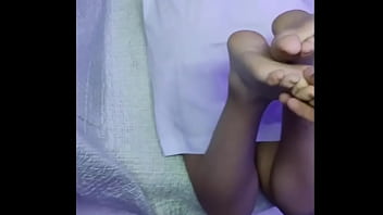 Apretado Coño De Latina Caliente De 18yo Le Reviento El Culo A Hermosa Compañera De Clases De Idiomas Por Estar Rebuena thumbnail