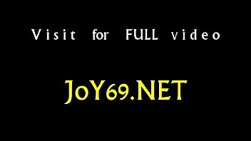 Hottie Rubs Cunt Craving For Sex thumbnail