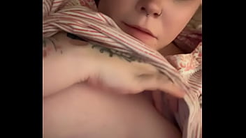 Hey daddy cum for me Hey daddy cum for me