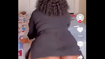 Twerking for the cam