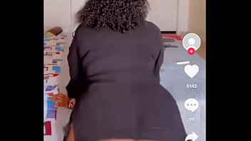 Twerking for the cam