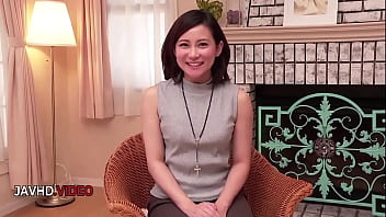 Seductive japanese star ameri koshikawa delivers intense passion