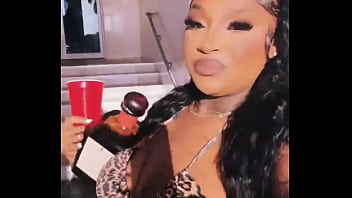 Erica b twerking part t