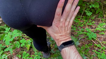 Masked girl sucked in the forest and i fucked her