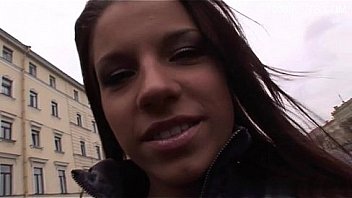 Glamour girl blowjob master