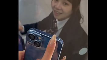 是可愛漂亮的車模 thumbnail