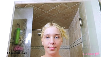 Sizzling hot blonde enjoys a sensual bath Sizzling hot blonde enjoys a sensual bath